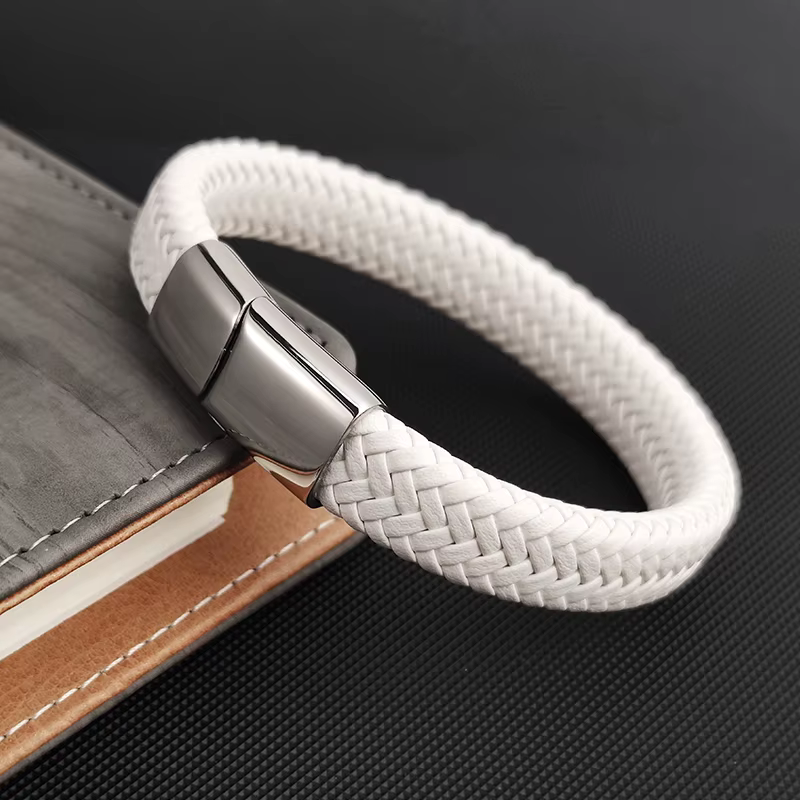 Bracelet tressé en cuir blanc Simple pour hommes, fermoirs à boucle en acier inoxydable, fait à la m