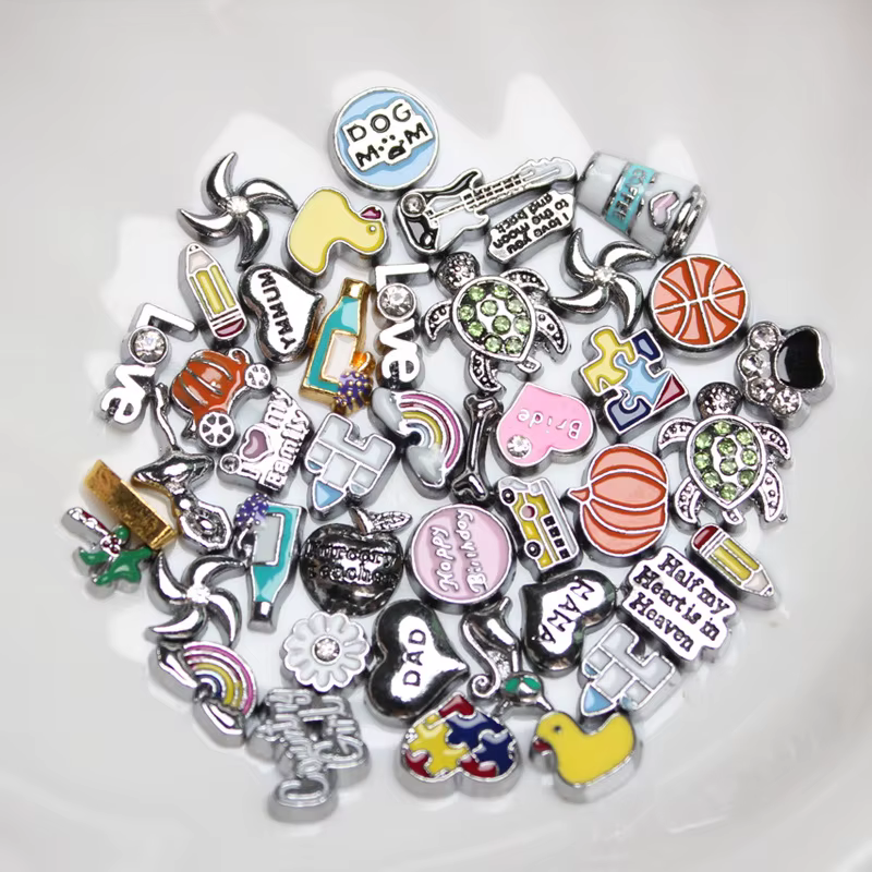 100 PC/lot médaillon flottant breloques médaillon en verre mémoire vivante breloque adapté pour bric