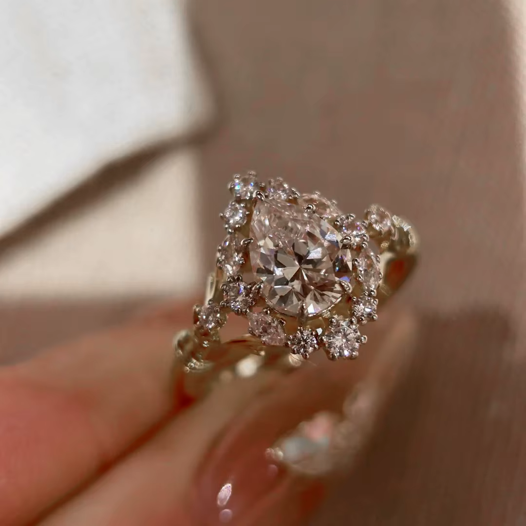 Bague de fiançailles en zircone synthétique, plaqué argent 925, or 18 carats, coupe élégante, carrée