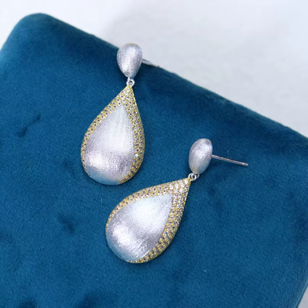 Bijoux en argent faits à la main italiens, or blanc massif 18 carats, Vermeil Segrinato, goutte d'or