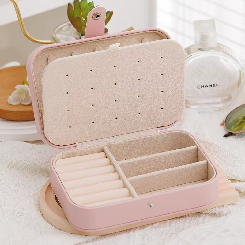 Boîte de rangement portable pour bijoux 2026, étui de voyage en cuir pour boucles d'oreilles, collie