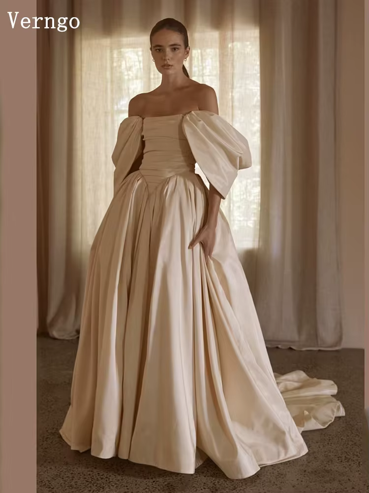 Robe de mariée Verngo en satin champagne, sans bretelles, coupe A, manches amovibles, robe de mariée