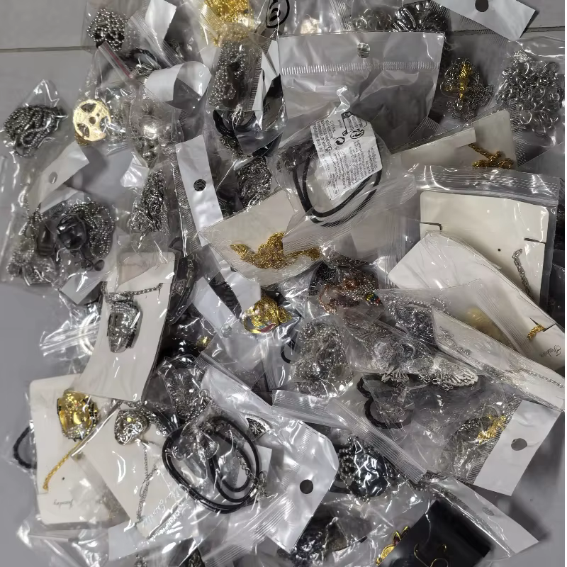 Ensemble de bijoux mystère rétro en pot, bijoux fantaisie, bagues bohème, boucles d'oreilles nostalg