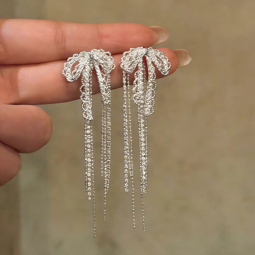 Boucles d'oreilles rétro françaises en dentelle avec nœud pour femme, bijoux de luxe légers en zirco