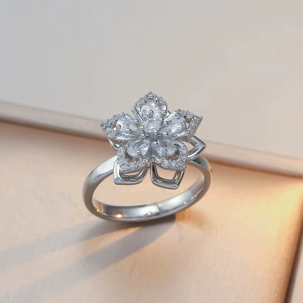 Ensembles de bijoux de mariée, pendentif étoile rotative, fleur, boucles d'oreilles, bague rotative,