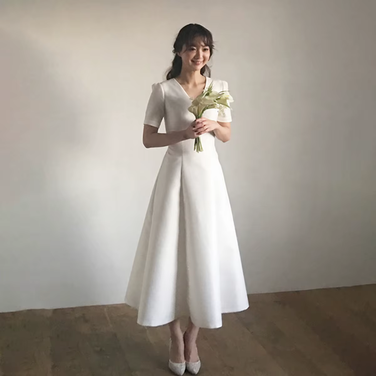 Robe de mariée légère en Satin de Style coréen, mi-longue, manches courtes, amincissante, Simple, po