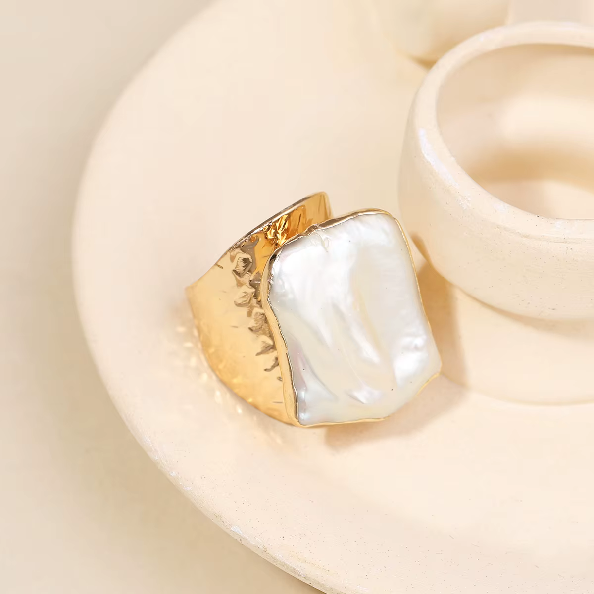 Bague pour femme en perle baroque naturelle d'eau douce, élégante et audacieuse, en cuivre, bague de