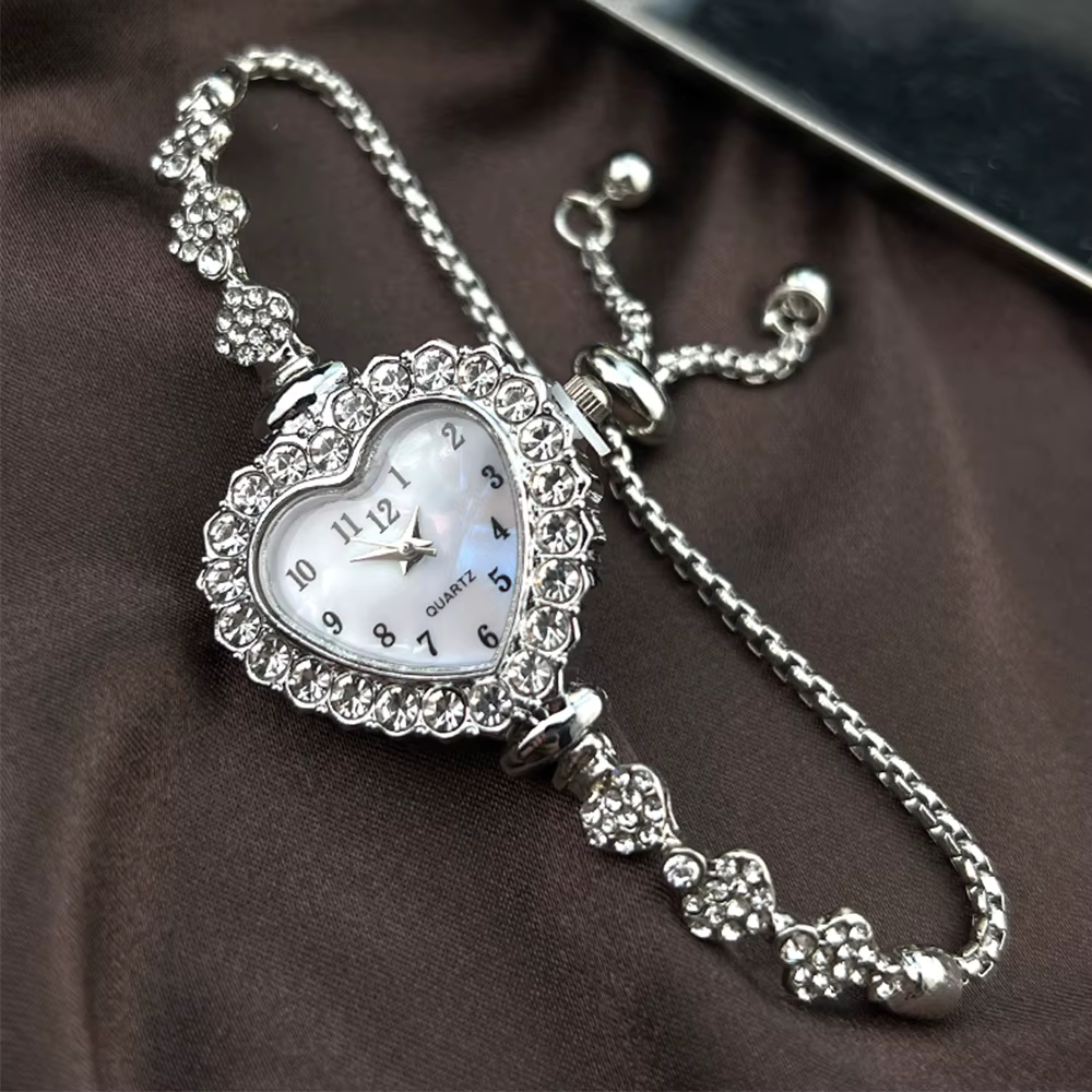 Montre Femme Fleur Cloutée Diamant, Bracelet Ruban, Bracelet Réglable, Forme Coeur, Mode, Nouveau