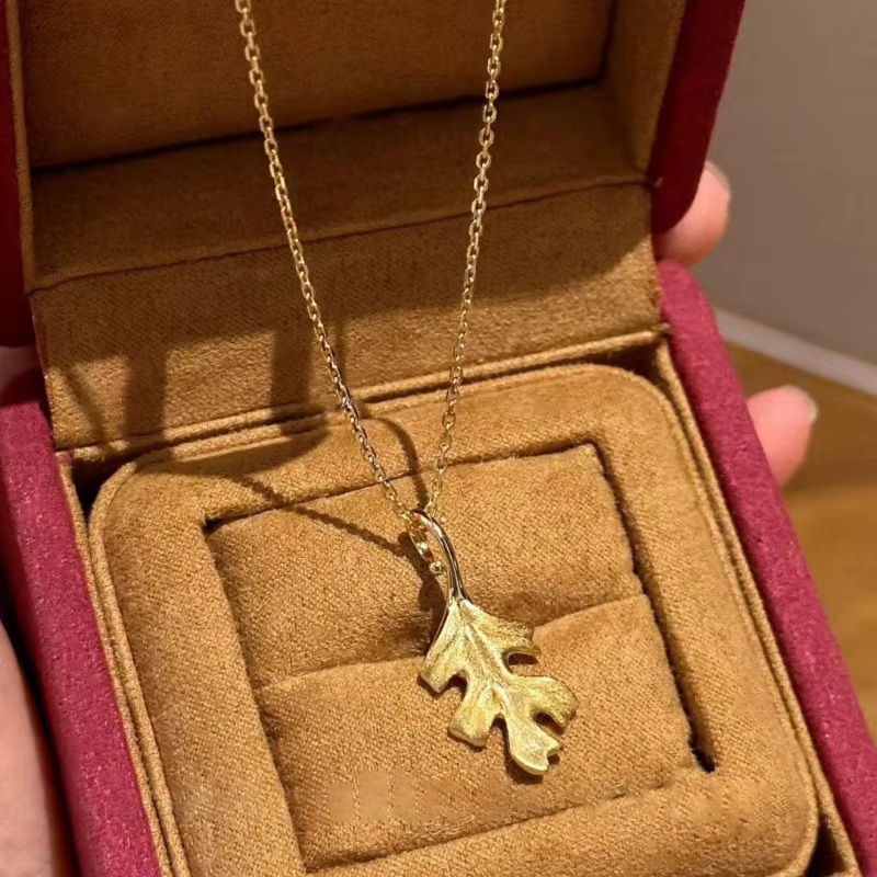 Colliers artisanaux brossés rétro exquis, pendentif petit éléphant, perles, gourde, feuilles, stéréo