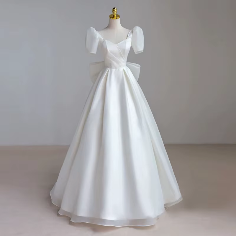 Robes de mariée maxi en satin blanc de luxe français pour la mariée 2026 – Élégante, sexy, ajustée, 