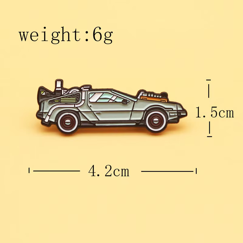 Delorean retour vers le futur Anime émail broche voiture revers Badges Manga broches pour femmes mod