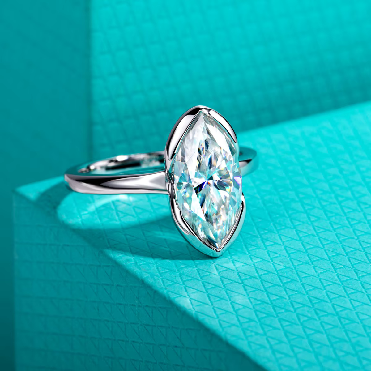 AnuJewel 3ct Marquise Moissanite bague de fiançailles 925 en argent Sterling demi-lunette réglage So
