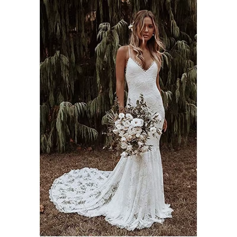 Robe de Mariée à Bretelles avec Coupe Simple et Slim, Dos aux, Style Queue de Poisson, Voyage, Photo
