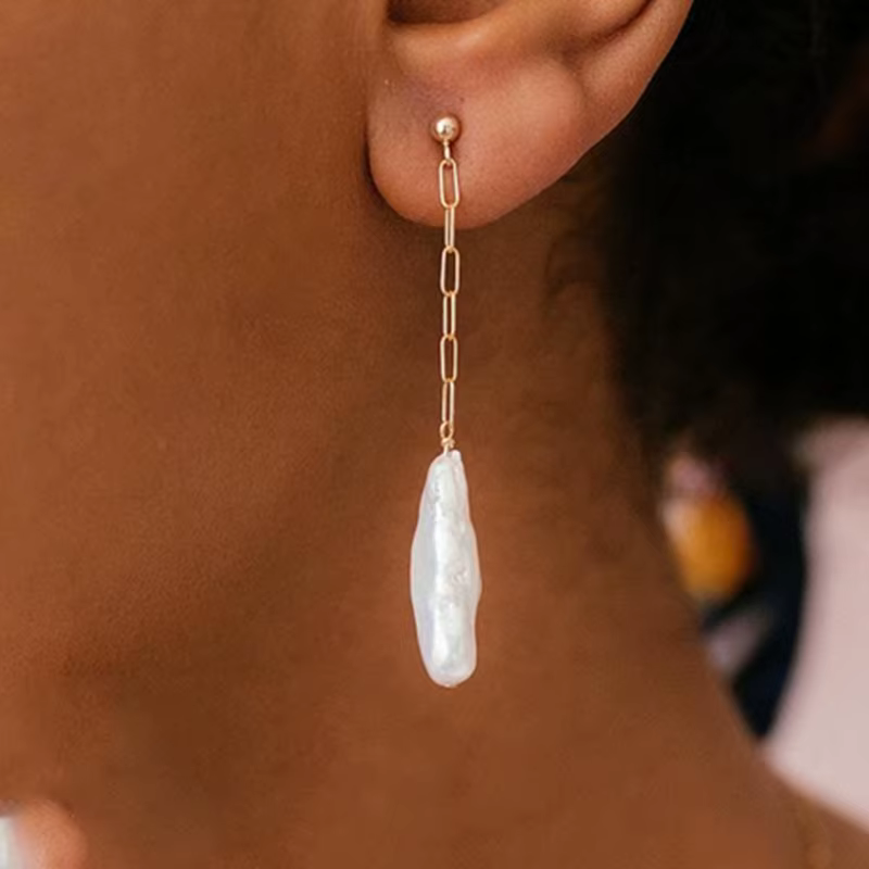 Boucles d'oreilles en perles baroques faites à la main pour femmes, bijoux remplis d'or, minimaliste