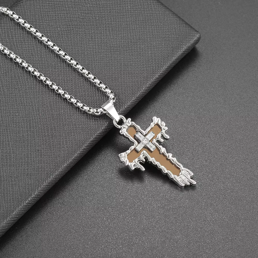 Collier croix en acier titane pour hommes, chaîne pendentif Hip Hop et décor de bureau |   Cadeau de
