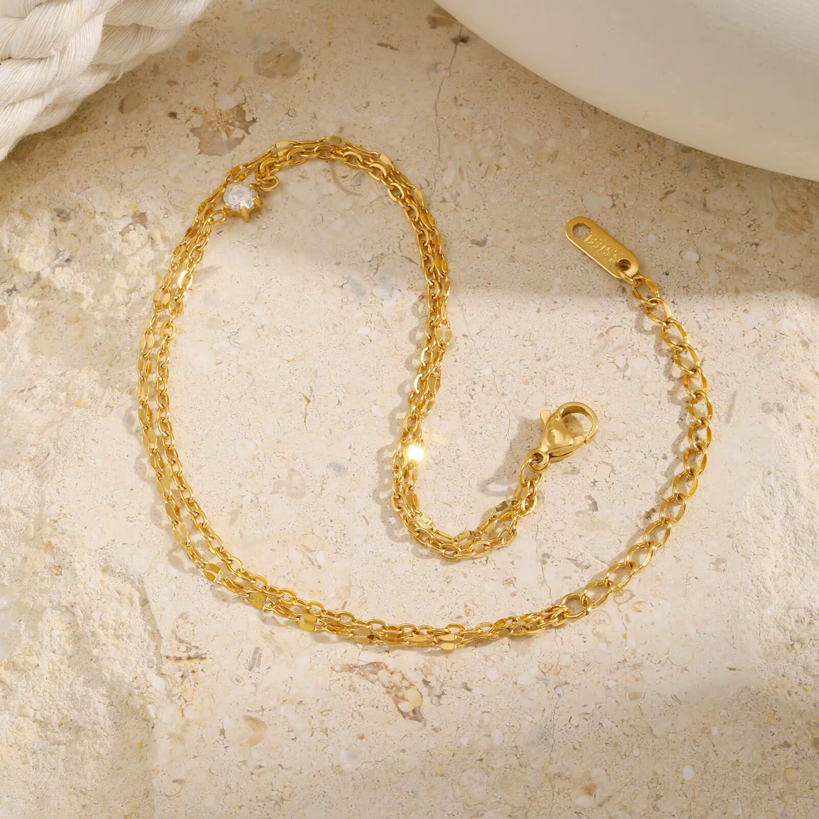 Bracelet de cheville superposé imperméable pour femmes, plaqué or réglable avec zircone, chaîne de p