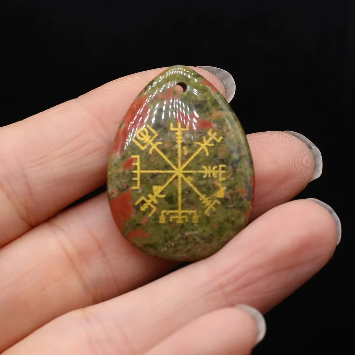 Pendentif en pierre naturelle, grande pierre précieuse en forme de goutte d'eau, motif mystérieux, c
