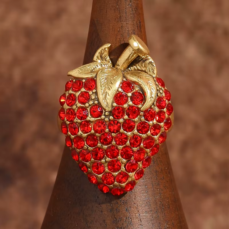 Bague Vintage fraise rouge couleur or feuille strass Cocktail bijoux de créateur de luxe accessoires