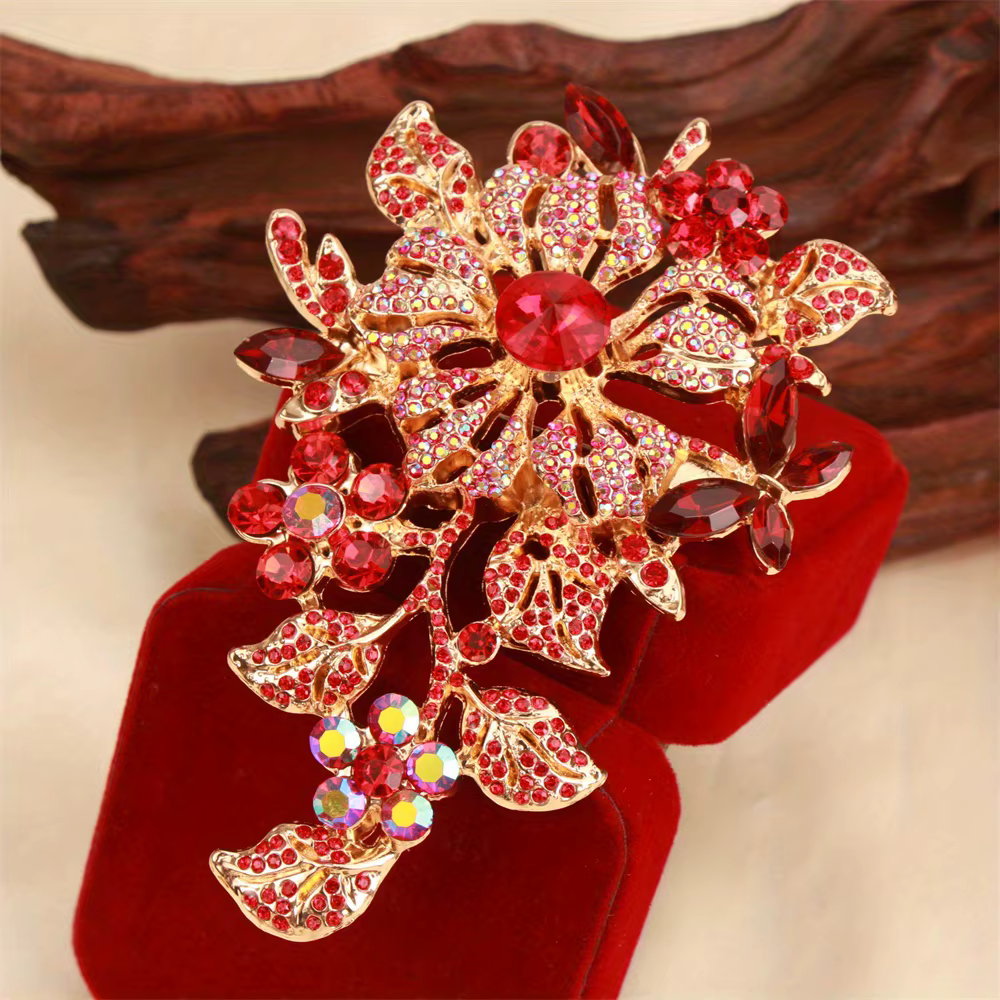 Broche de luxe baroque au design de fleur de gland ajouré pour hommes et femmes, accessoires de bijo