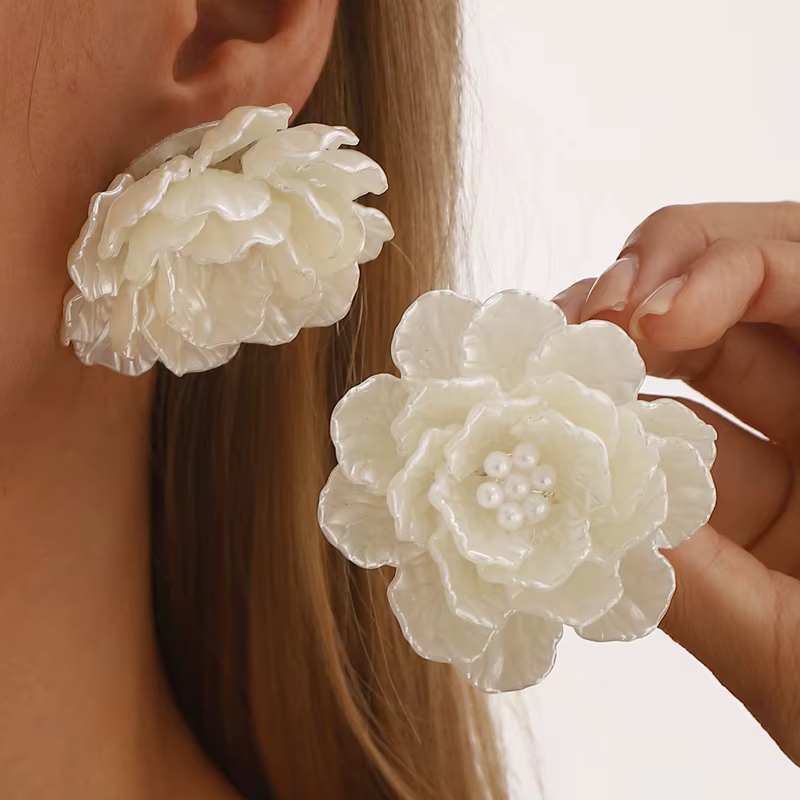Boucles d'oreilles Vintage en métal pour femmes, pendentif fleur, créatif, feuille de couleur or, ir