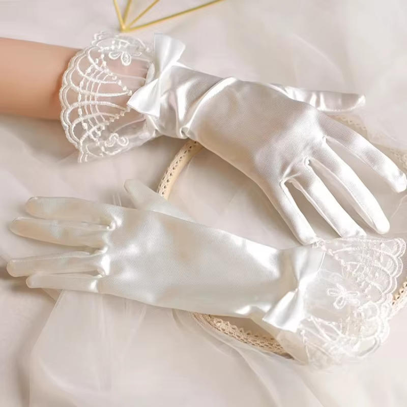 Gants courts vintage en satin blanc avec nœud en dentelle pour femme, accessoires de mariée