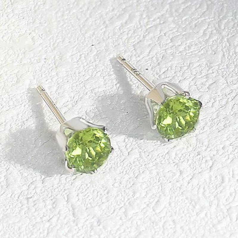Boucles d'Oreilles Simples et Fraîches en Gemme Verte pour Femme, Mini Boucles d'Oreilles en Olivine