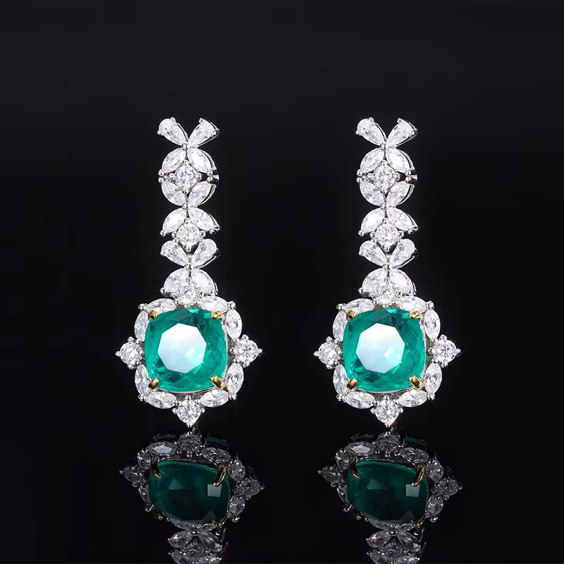 Boucles d'oreilles de luxe Bellux Fine Jewelry en argent S925 avec zircon synthétique, émeraude, sap
