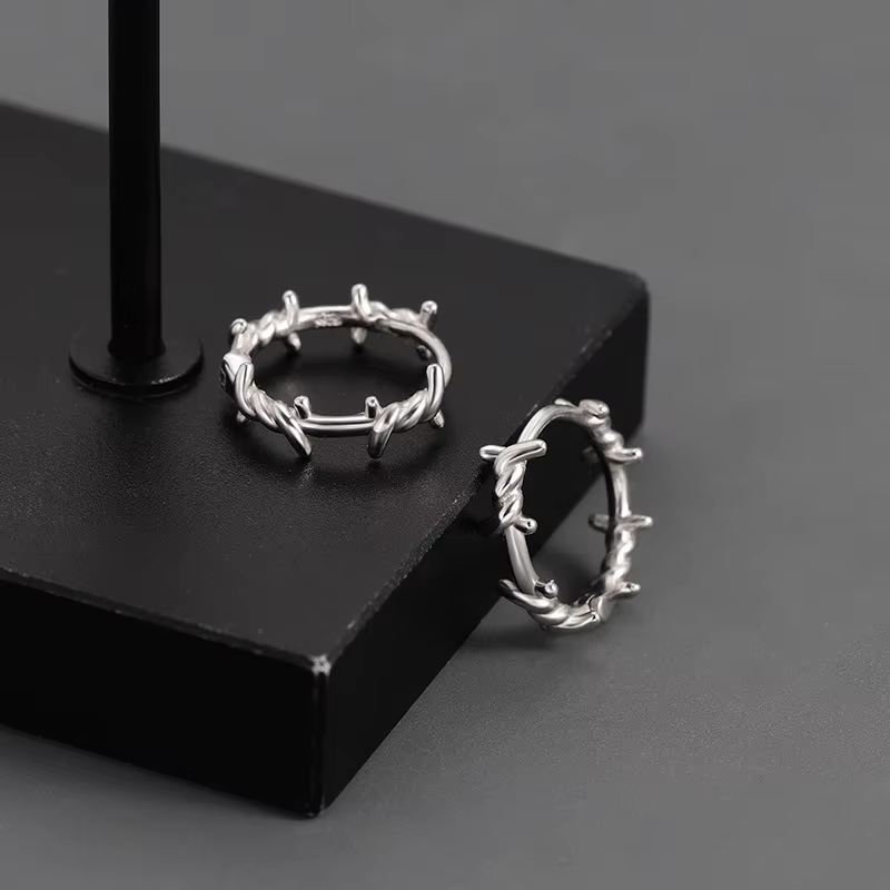 Mini boucles d'oreilles créoles colorées en émail pour femmes, bijoux simples et tendance en métal r