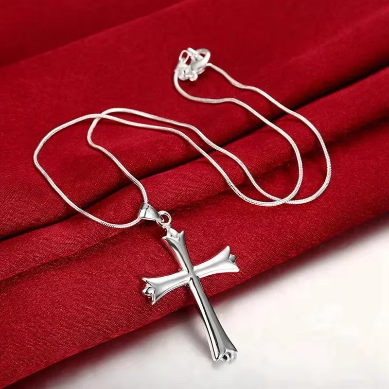 Collier en argent avec pendentif croix pour hommes et femmes, bijoux de mariage, colliers de la prés