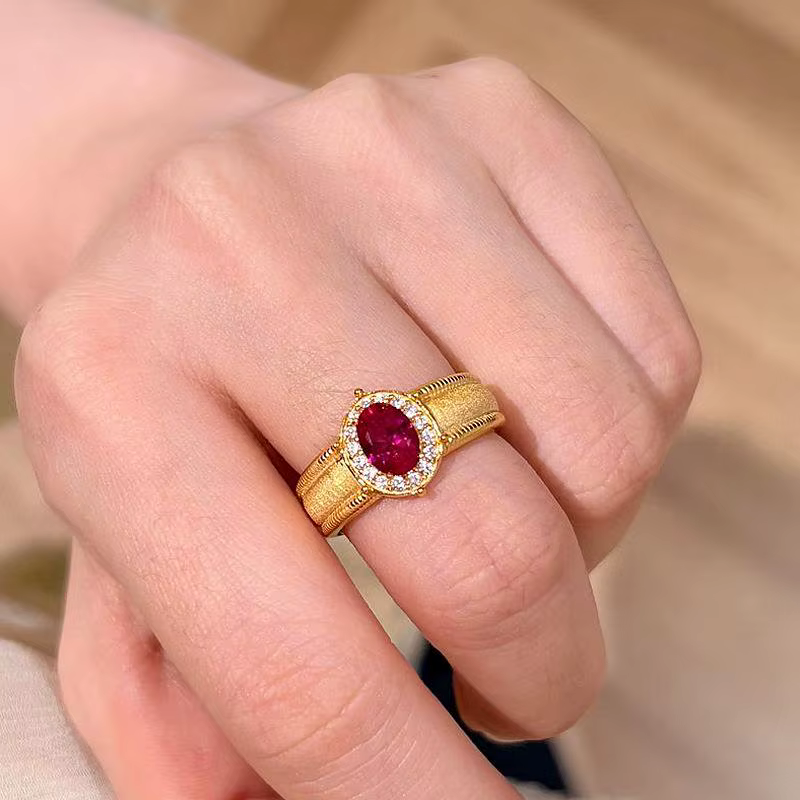 Bague Vintage en rubis ovale brossé pour femme, diamant scintillant, larges pierres précieuses rouge