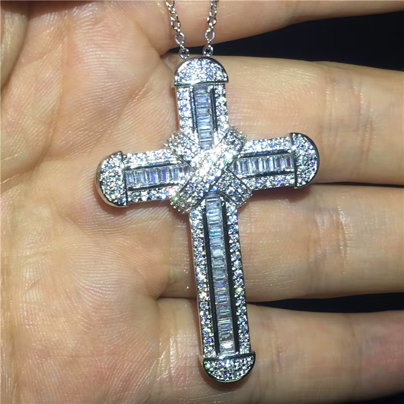 Collier pendentif croix longue de luxe en argent sterling 925 avec diamant de laboratoire pour femme