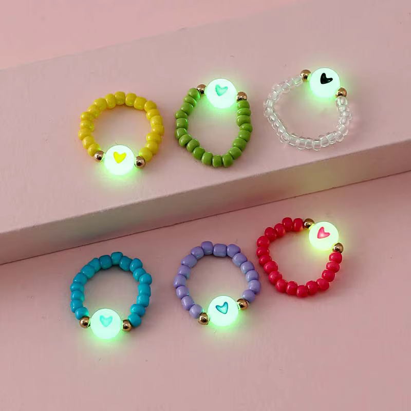 Bague perlée lumineuse 6 pièces/ensemble, anneaux qui brillent dans la nuit pour filles, fille, meil