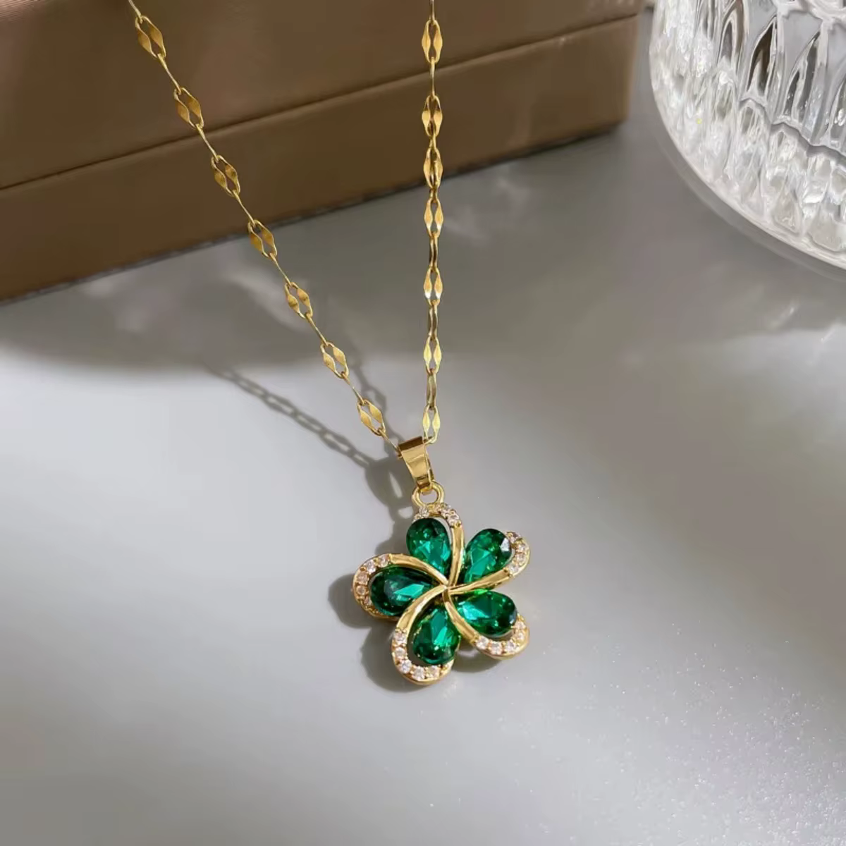 DIEYURO 316L acier inoxydable vert Zircon fleurs pendentif collier pour femmes nouveau luxe filles c