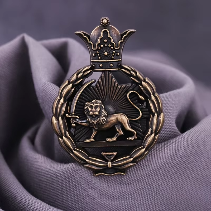 Broche couronne Lion en alliage Vintage, épingle à revers ronde pour hommes, Badge de costume, acces