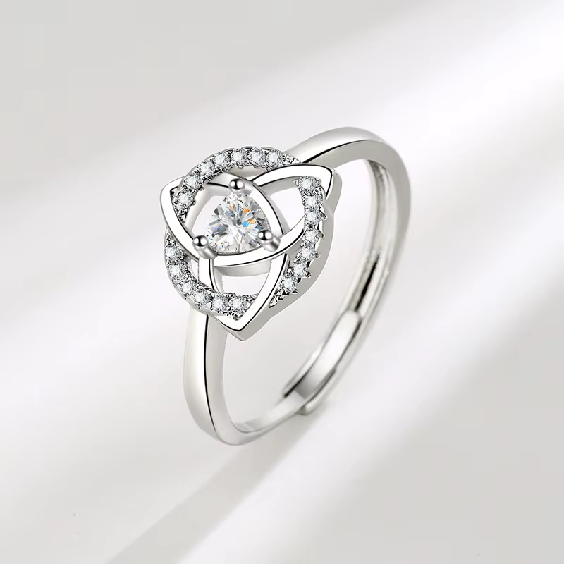 YILUOCD Triquetra trinité noeud cubique zircone bague infini éternité celtique noeud anneau pour fem