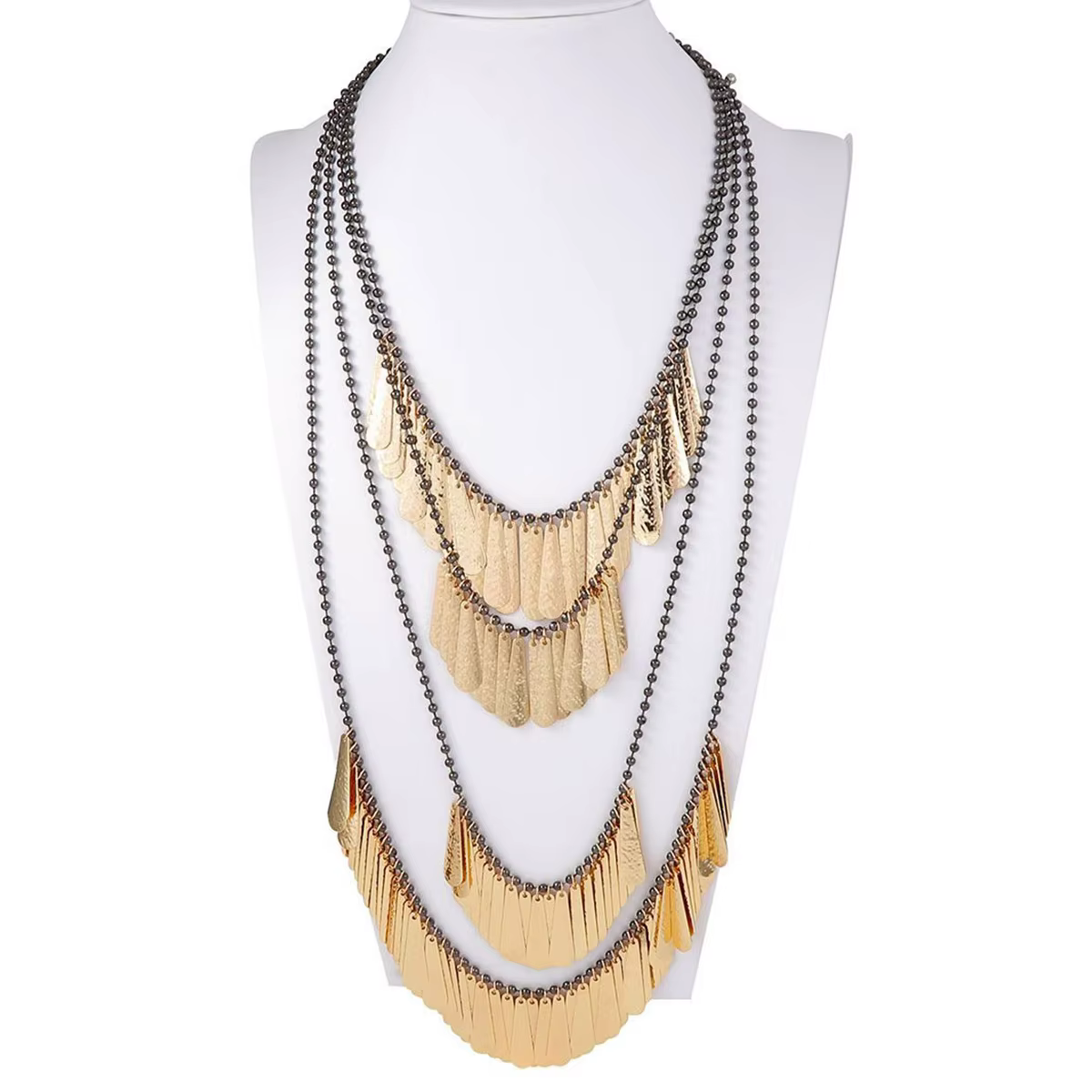 Lot de 4 colliers pendentifs multicouches faits à la main avec perles et plaques métalliques pour fe