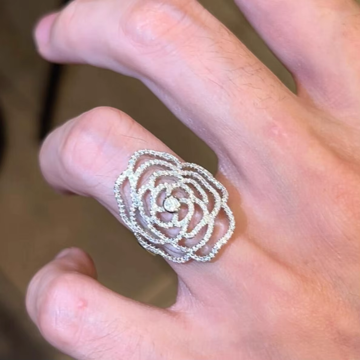 Bagues classiques romantiques ajourées en diamant Rose pour femmes, lignes de luxe légères, bague de