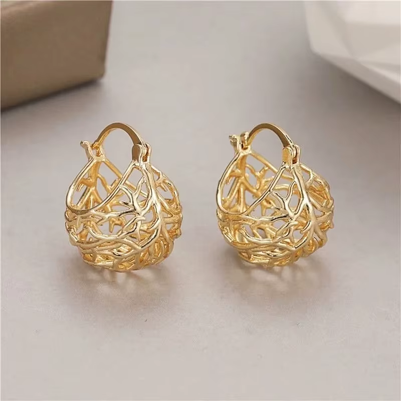 Boucles d'oreilles créoles creuses couleur or Huitan pour femme, nouveau design, accessoires d'oreil