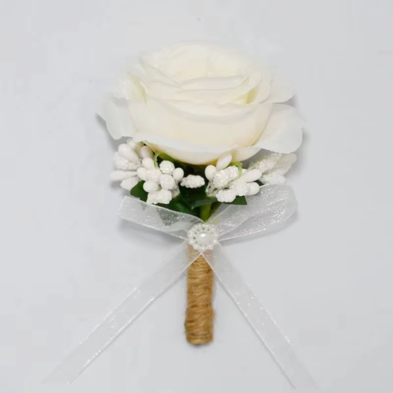 Bouquet de mariage Rose naturelle artificielle tenant des fleurs violet bleu blanc bouquet