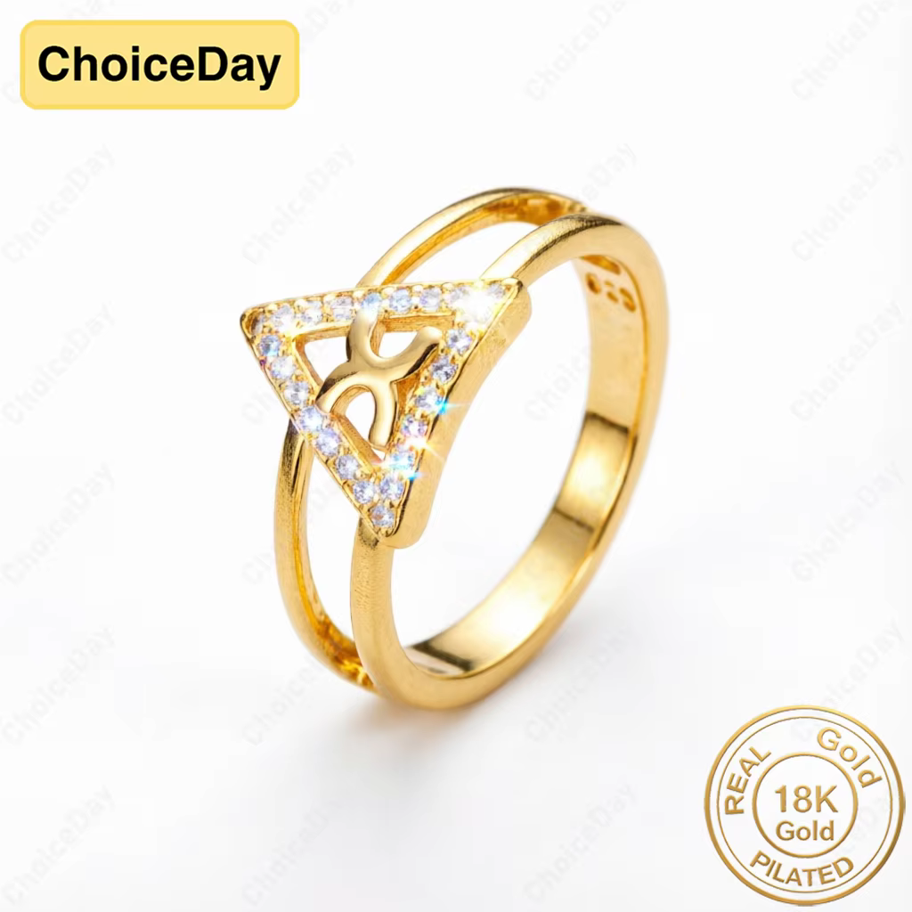Bague en Zirconia Triangulaire Délicate Plaquée Or 18K pour Femmes - Bijou Élégant et Stylé pour Fia