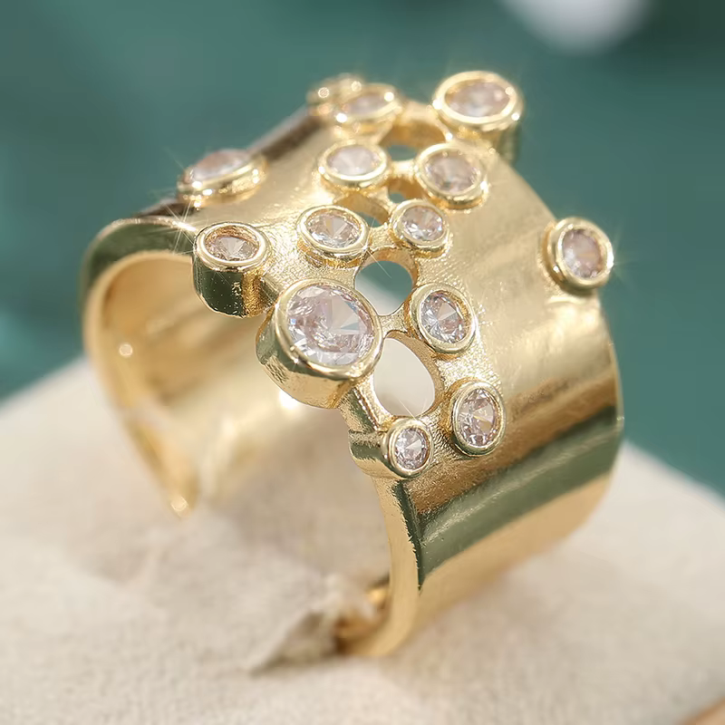Bague large plaquée or au design simple et élégant pour femme, incrustée de zircone synthétique, idé