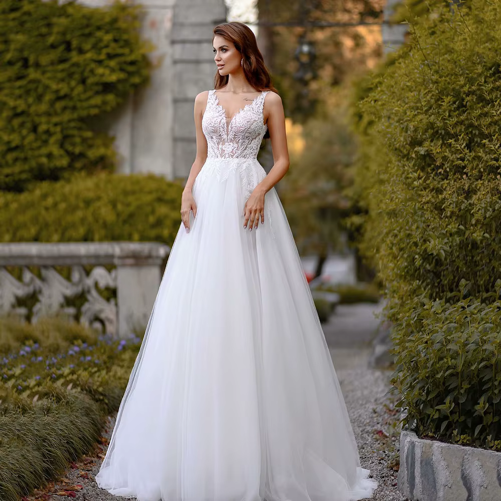 Robe de mariée trapèze style Boho, personnalisée, décolleté en V profond, avec des Appliques en dent