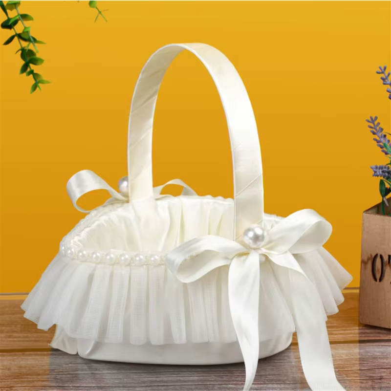 Panier de demoiselle d'honneur de mariage paniers en forme de coeur en dentelle simple pour bonbons 