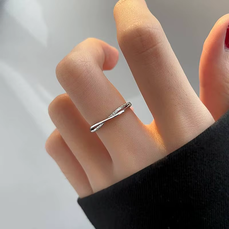 Bague couleur argent ligne mate pour femmes, couleur blanche froide, Style Simple, croix, élégance, 