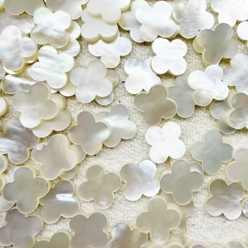 25 pièces/lot de pierres précieuses naturelles en nacre blanche, trèfle à quatre fleurs, pour la fab