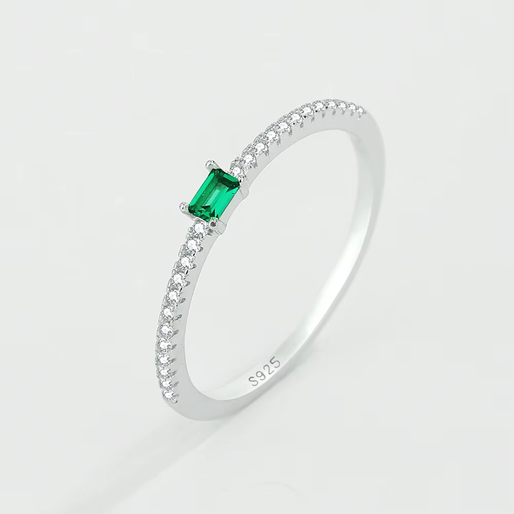 Bague émeraude rectangulaire classique pour femmes, une seule rangée de diamants, en argent Sterling