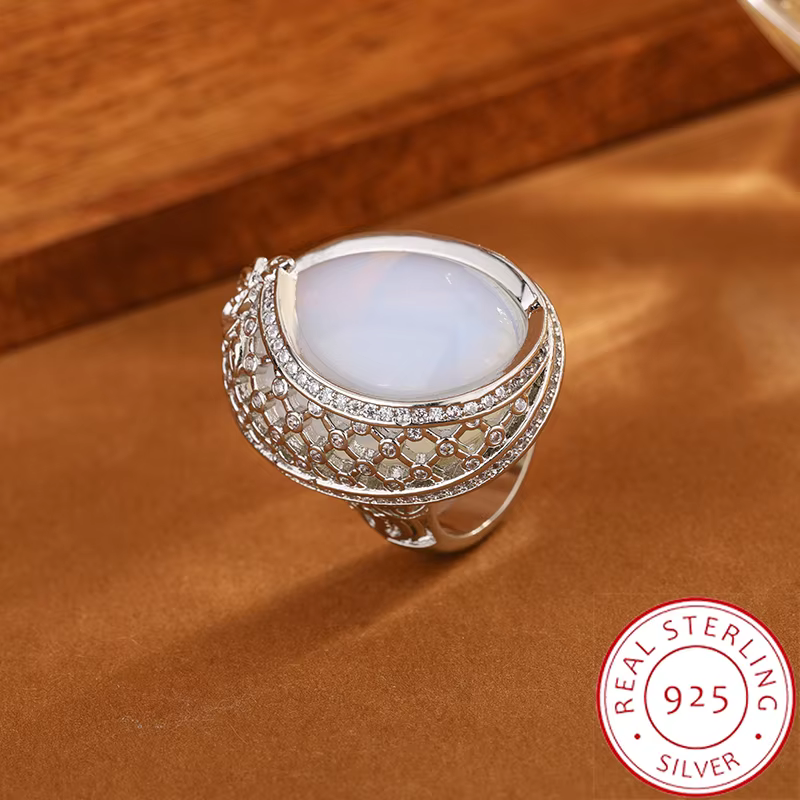 Bague ajourée unique en opale blanche et CZ pour femme |   Argent sterling 925 |   Bagues de mariage
