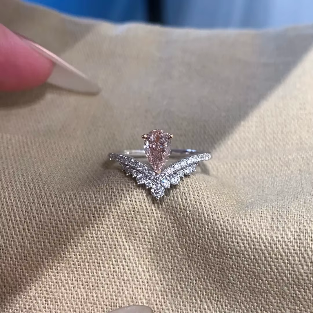 Bague de luxe en zircon cubique rose taille poire pour femme, en argent 925 avec bande en V, élégant
