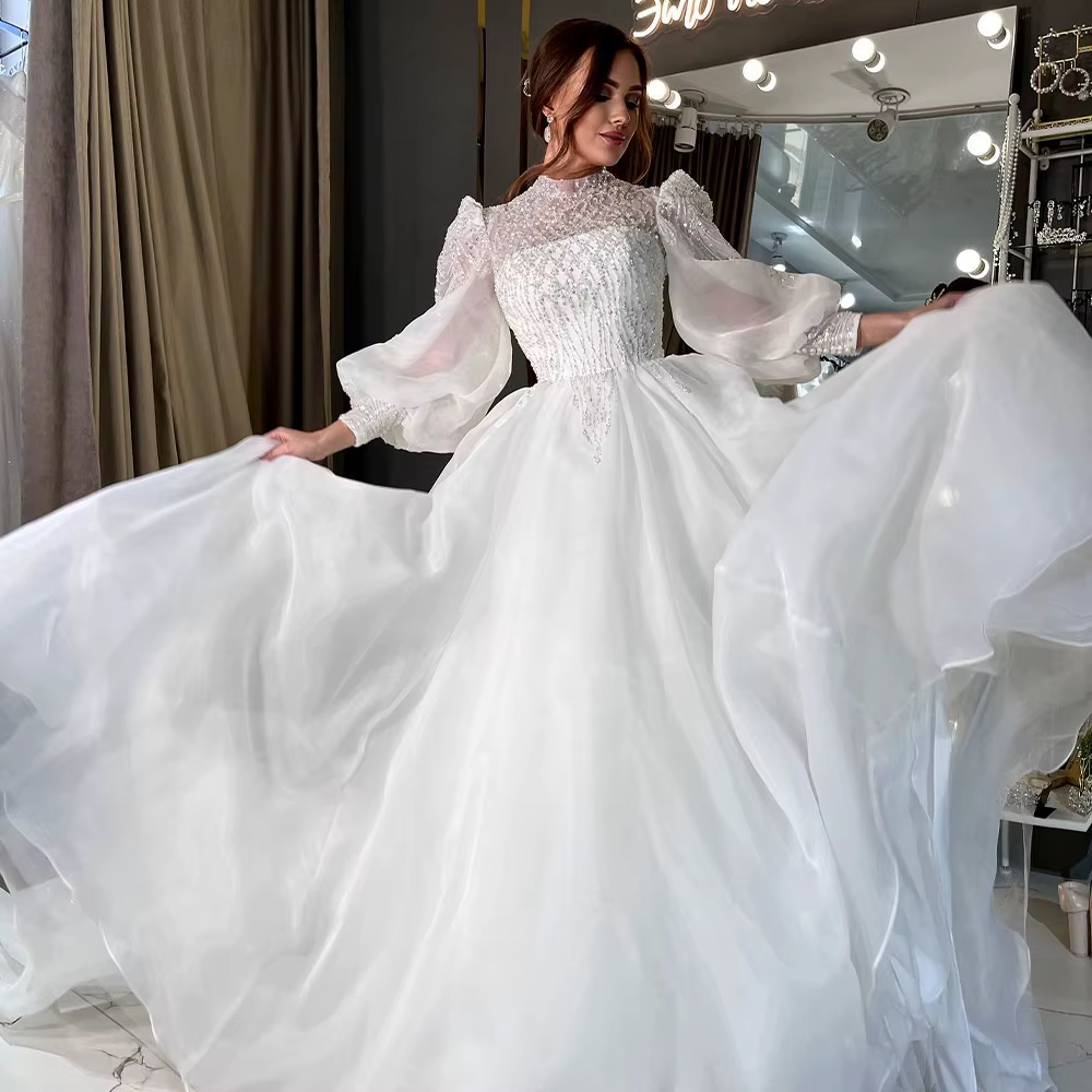 Vintage col haut manches longues superbes robes De mariée en Organza perlé balayage Train sur mesure