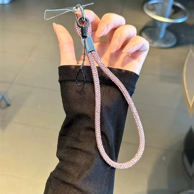 Lanière à breloque pour téléphone portable, strass flashy à paillettes, pour iPhone, bracelets de po